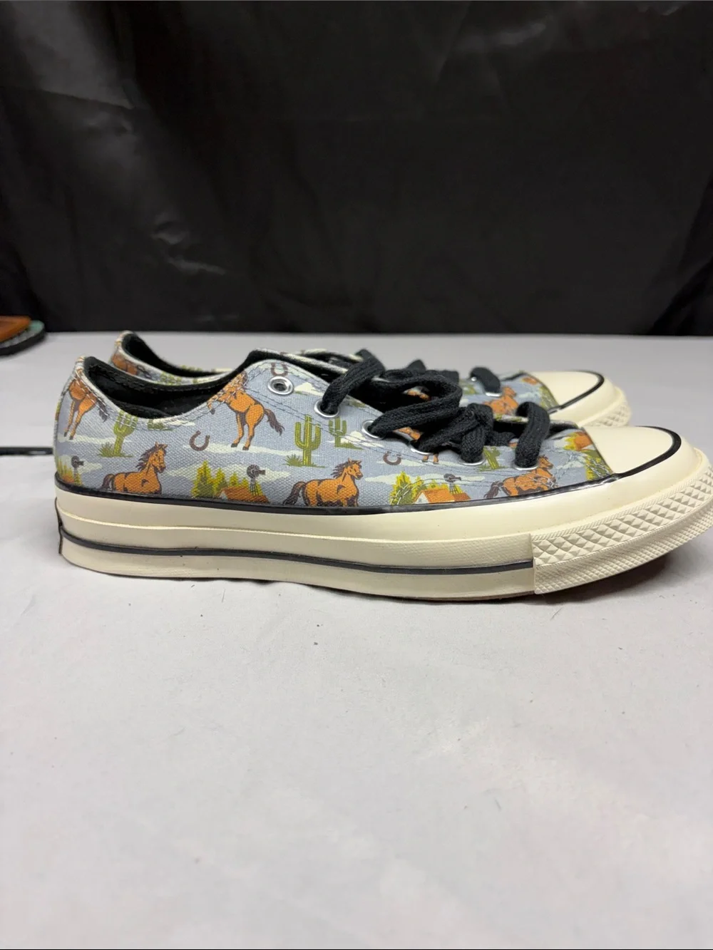 Converse Kids Low Top Sneakers in Gray with Orange and Green Print